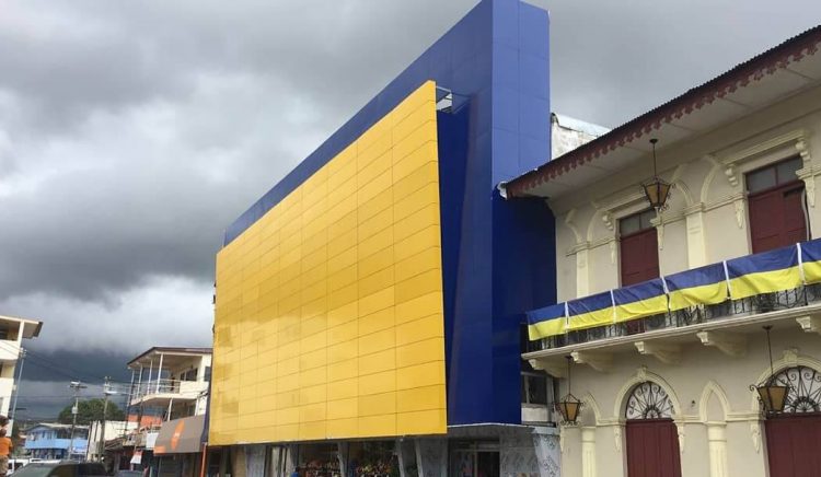 Instalacion ACM fachada de edificio Panama